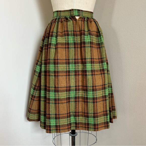 VTG 70s Wool Skirt Olive Orange Plaid Pockets A-line Full Sz S - Picture 3 of 4